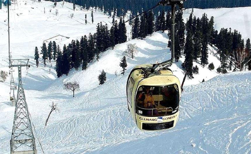 Kong Dori Gondola attracts tourists for its beauty